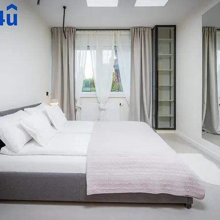 Ukiel Z Dostepem Do Jeziora By Rent4you Apartamento *